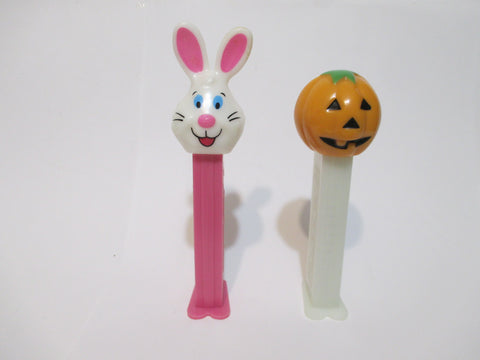 Lot of 2 Halloween Pez Dispensers WW AUG21A