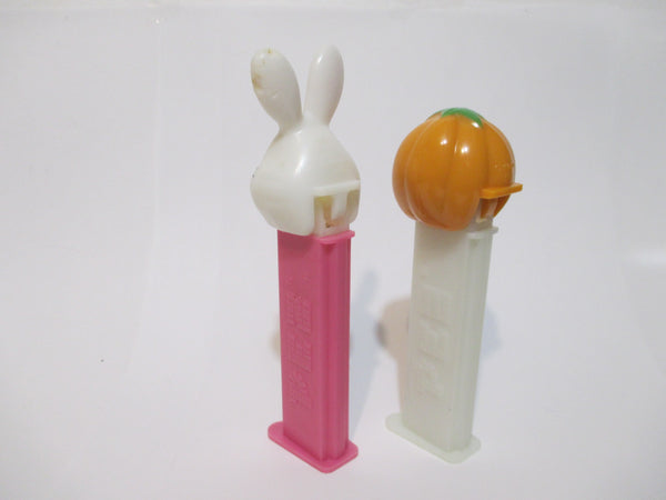 Lot of 2 Halloween Pez Dispensers WW AUG21A