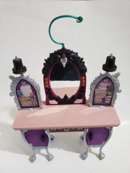Monster High Ever After High Raven Queen Doll Vanity Playset Apr14n WW